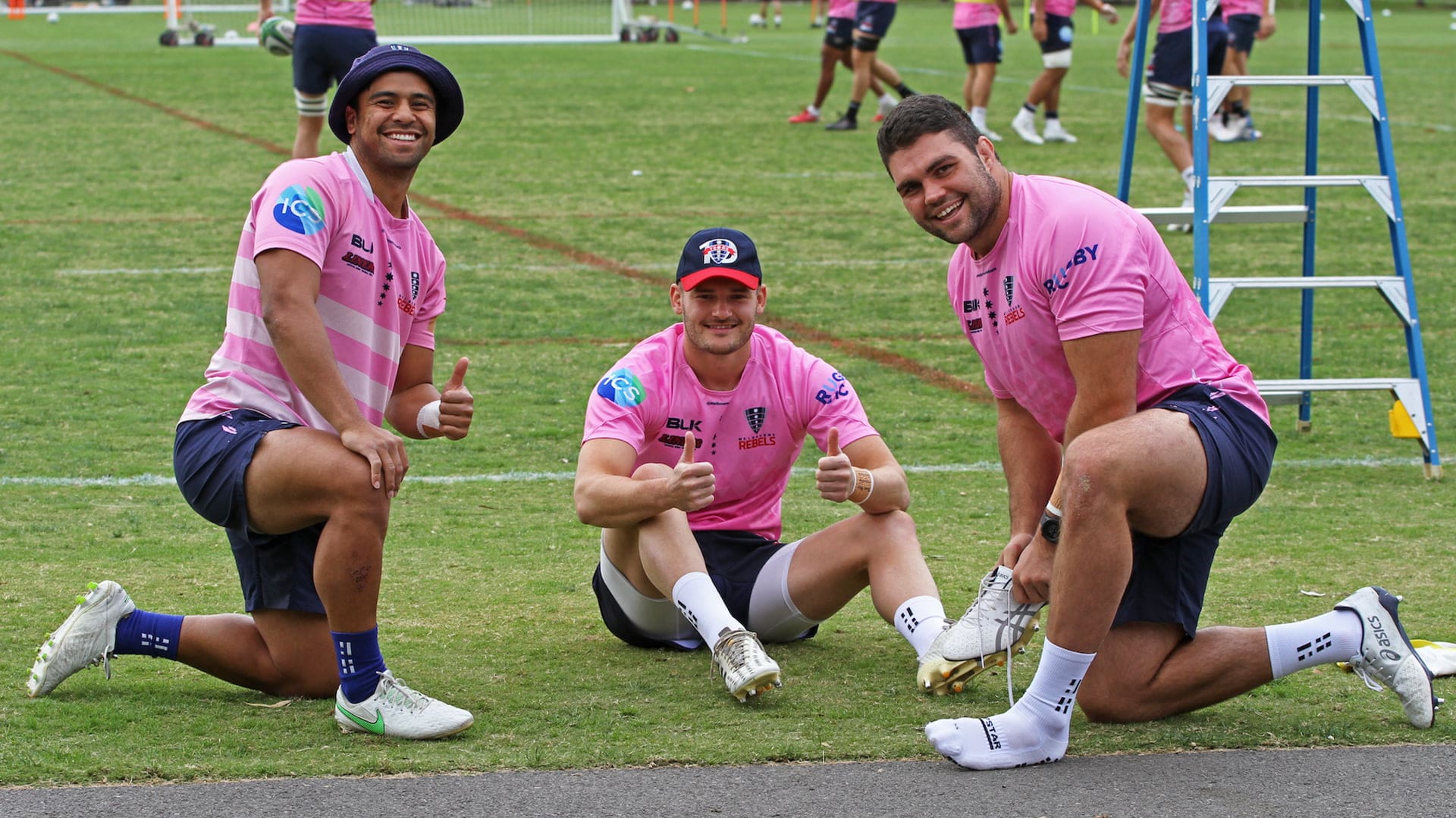 The Melbourne Rebels give Grip Star socks the thumbs up as they tackle the world's best rugby players.